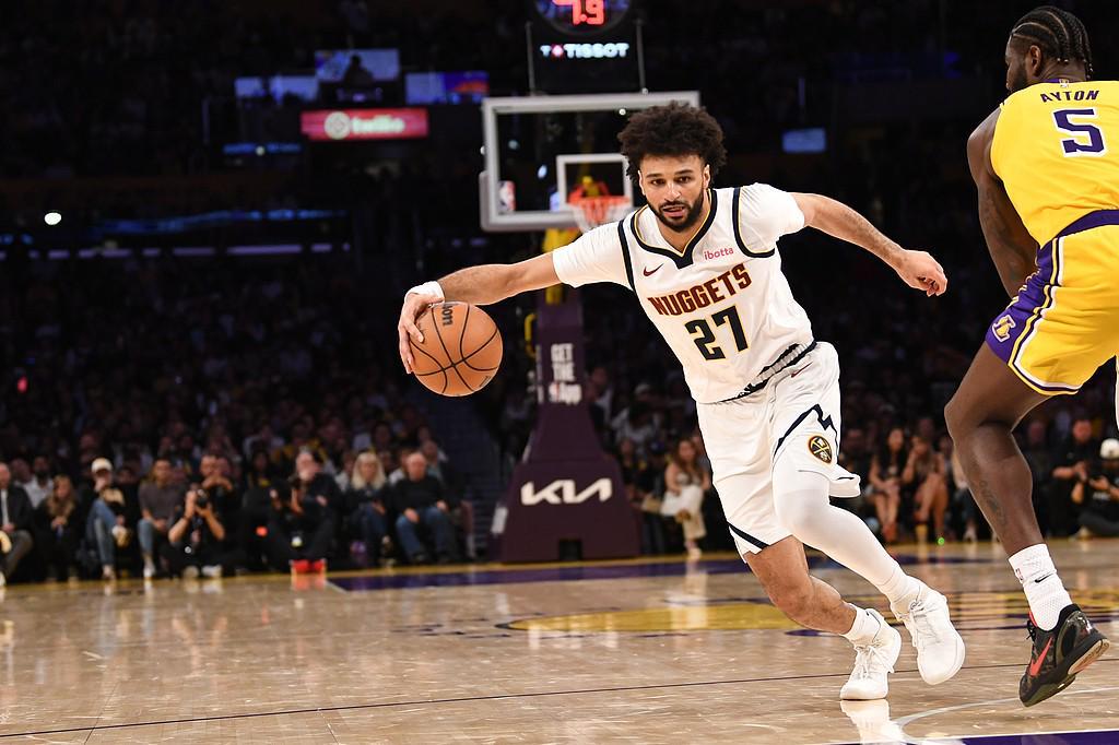 乐鱼体育-最大内鬼?穆雷全场14投仅1中得5分6板6助+六犯毕业